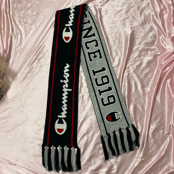 Reversible Champion scarf - Picture 1 of 4